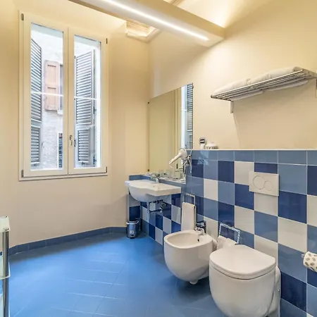 Casa Isolani Luxury Piazza Maggiore 1 Болонья