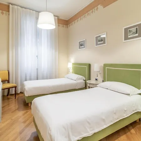 Гостьовий будинок Casa Isolani Luxury Piazza Maggiore 1 Болонья