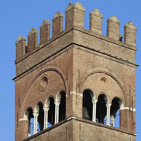 Casa Isolani Luxury Piazza Maggiore 1 2* Болонья
