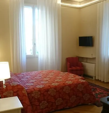 Гостьовий будинок Casa Isolani Luxury Piazza Maggiore 1 Болонья