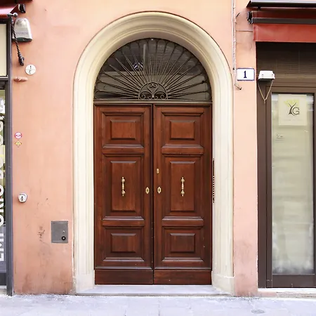 Casa Isolani Luxury Piazza Maggiore 1 Гостьовий будинок