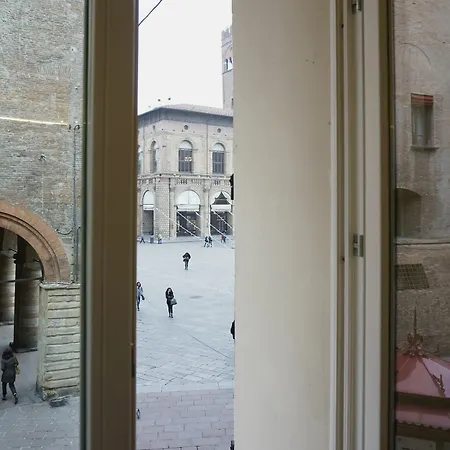 Гостьовий будинок Casa Isolani Luxury Piazza Maggiore 1 Болонья